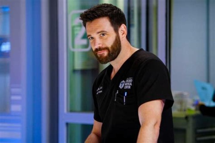 ‘Chicago Med’: Dr. Rhodes & Officer Roman Learn Not Everything Is As It Seems — Watch