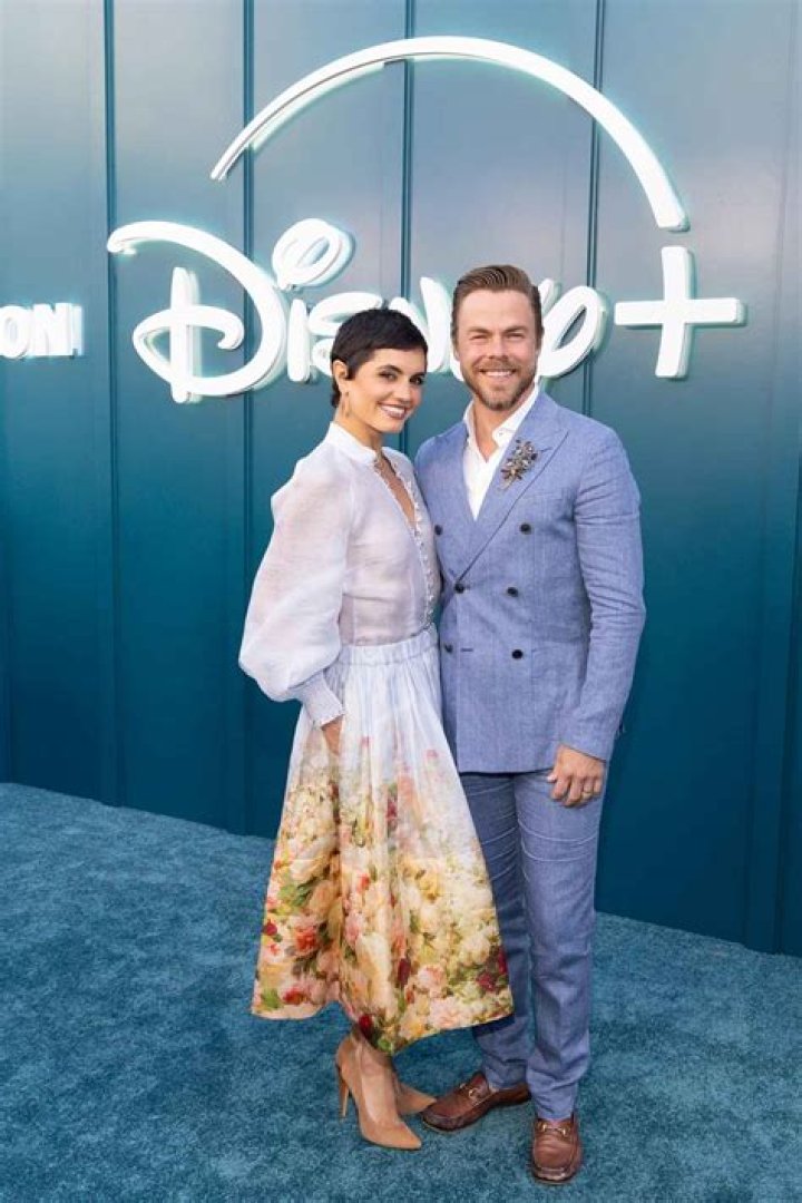 Derek Hough & Wife Hayley Erbert Give Health Update After Brain Surgery in Tearful Video: ‘Grateful to Be Alive’