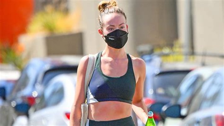 Flashes Nipples & Abs In Crop Top — SHOP – Hollywood Life