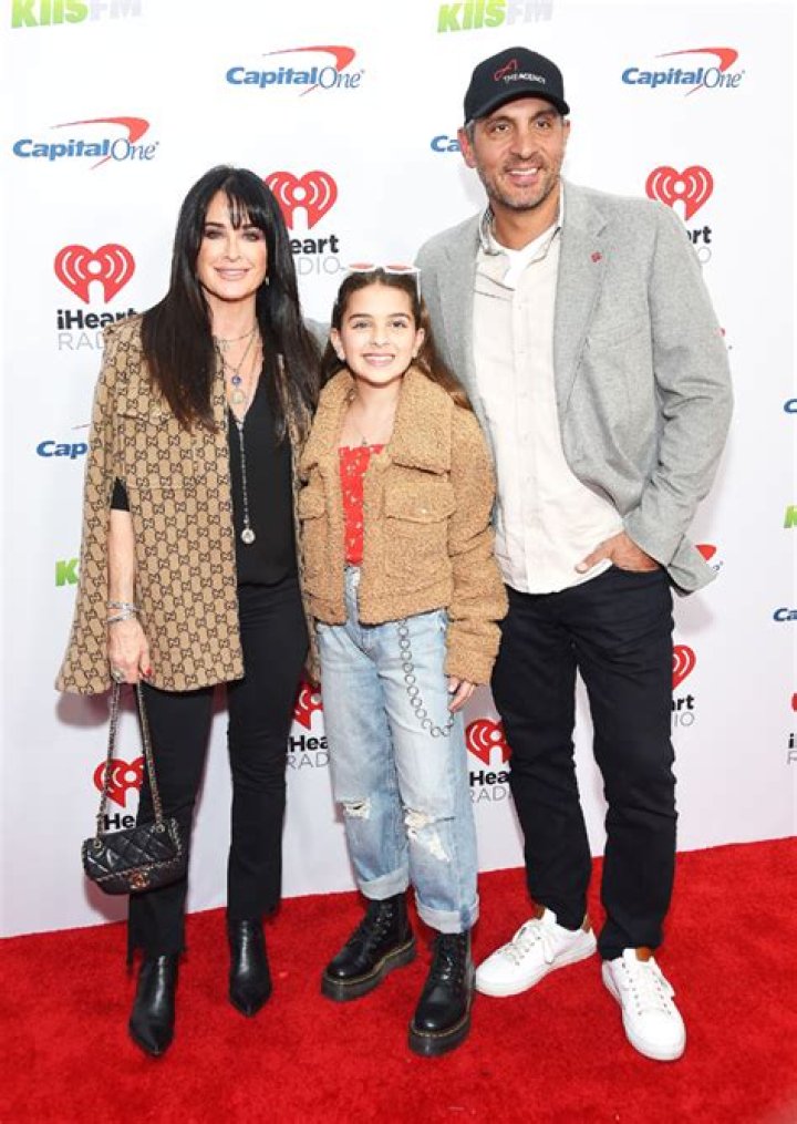 Kyle Richards Shares Photo Of Daughter Portia With Maren Morris – Hollywood Life